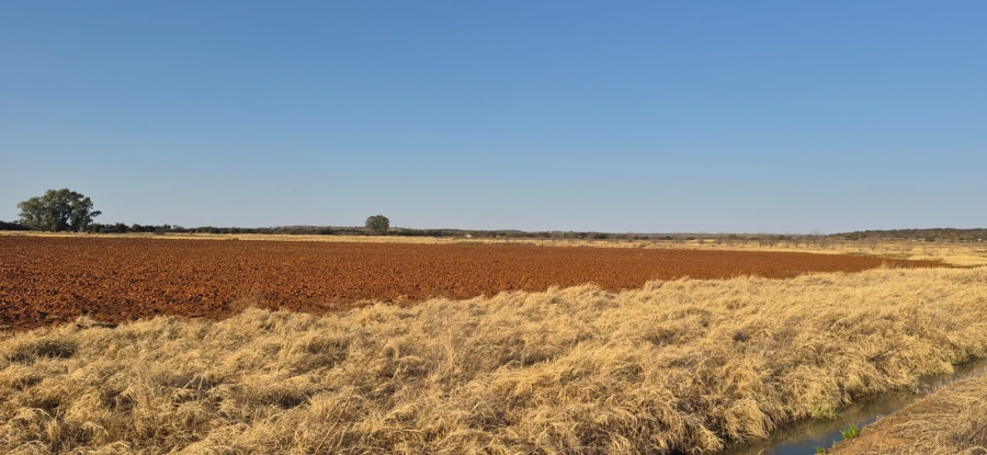 Commercial Property for Sale in Jan Kempdorp Rural Northern Cape